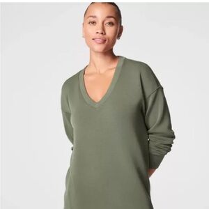 Spanx v-neck green pullover 1X